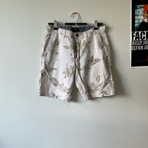 Banana Republic Aiden Short W31
